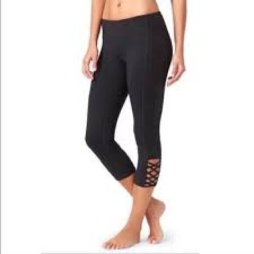 Athleta Chaturanga criss cross crop leggings black